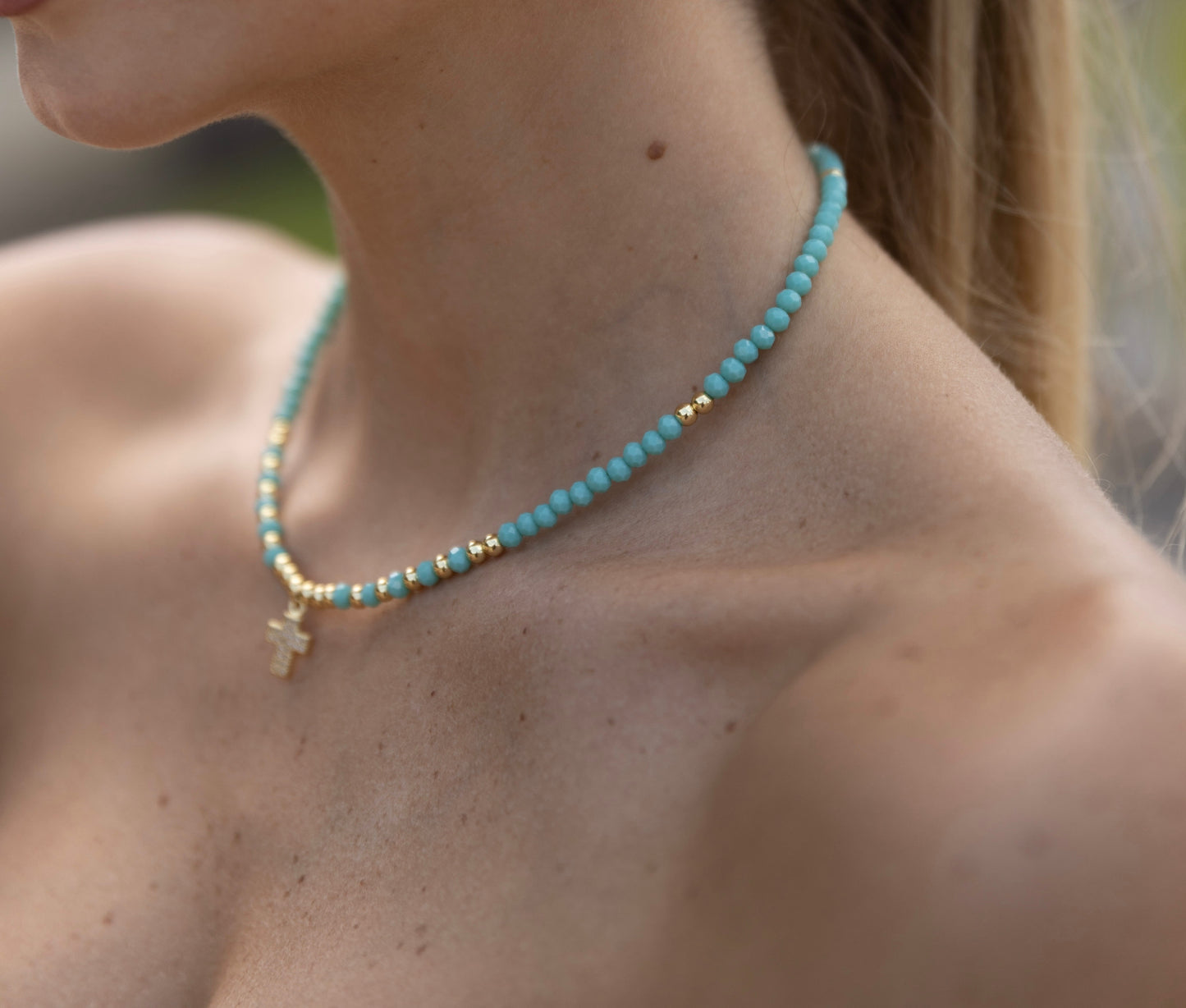 Cross Choker
